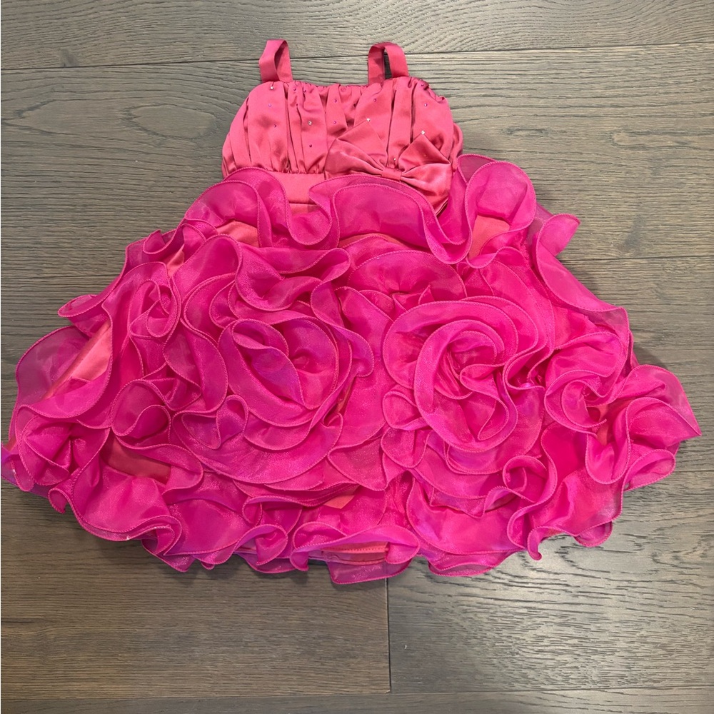 Baby girl pink ruffled dress 6M excellent condition ret $120
